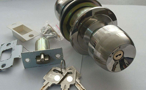 高明24小时上门开锁公司