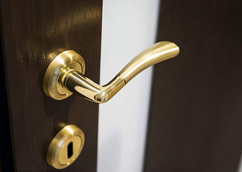 高明24小时上门开锁公司