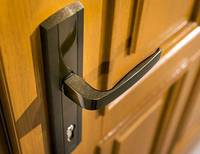 高明24小时上门开锁公司